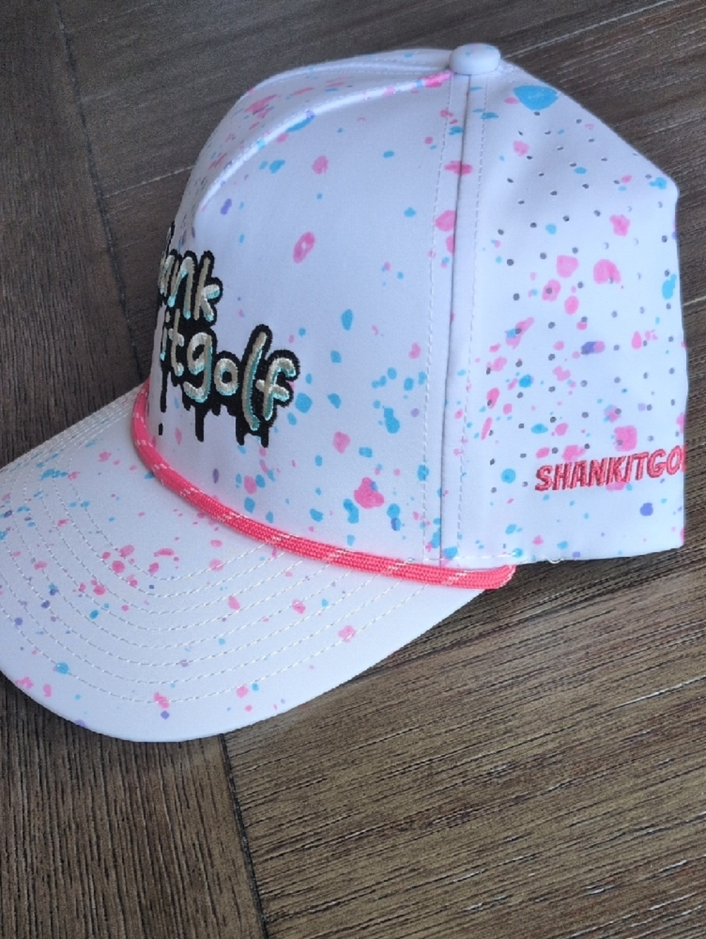 MEN'S White Paint Splatter Golf Hat with Pink Cord. New! NEVER WORN - Picture 2 of 3